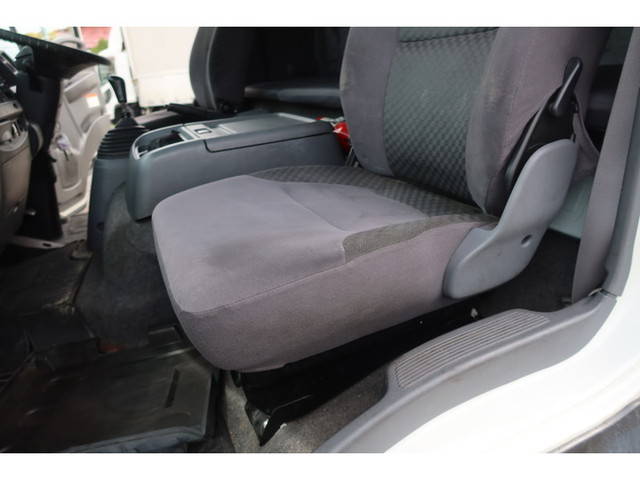 いすゞフォワードアルミウイング中型（4t）[写真39]