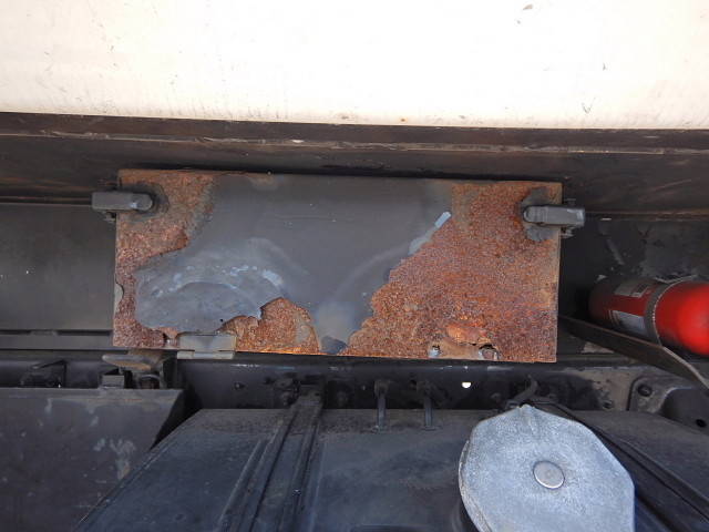 日野レンジャーパッカー車（塵芥車）中型（4t）[写真22]