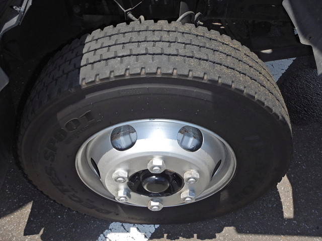 日野レンジャーパッカー車（塵芥車）中型（4t）[写真28]