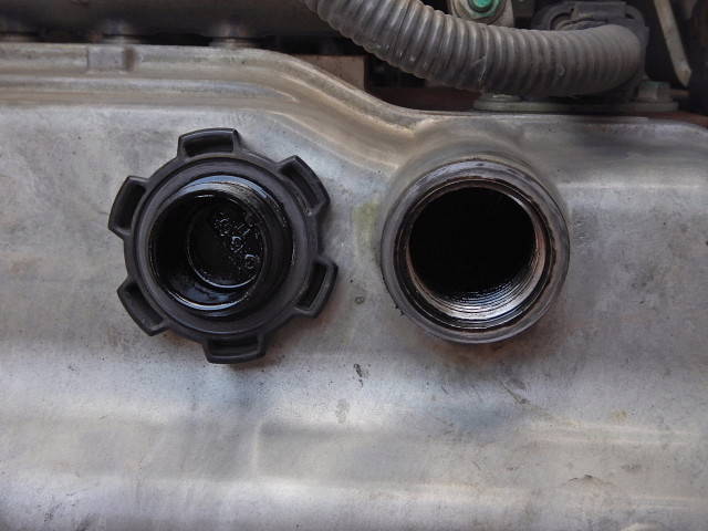 日野レンジャーパッカー車（塵芥車）中型（4t）[写真31]