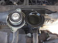 日野レンジャーパッカー車（塵芥車）中型（4t）[写真33]