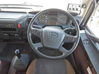 日野レンジャーパッカー車（塵芥車）中型（4t）[写真36]