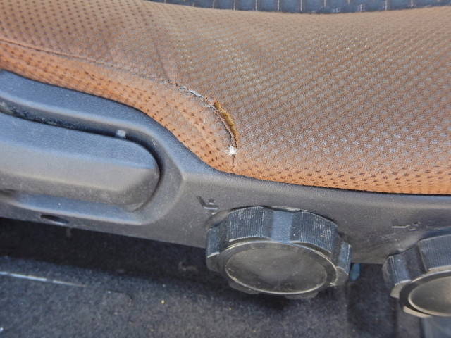 日野レンジャーパッカー車（塵芥車）中型（4t）[写真39]