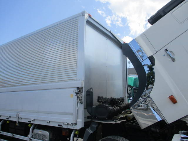 日野プロフィアアルミウイング大型（10t）[写真34]