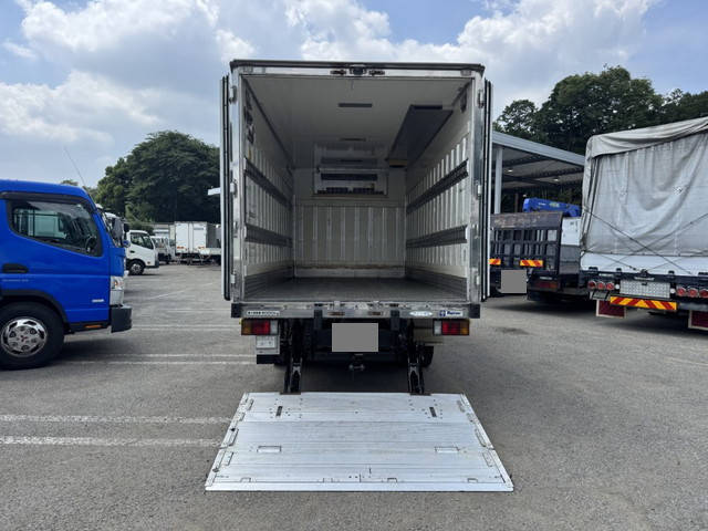 いすゞエルフ冷凍車（冷蔵車）小型（2t・3t）[写真13]