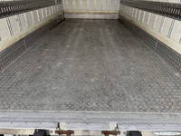 いすゞエルフ冷凍車（冷蔵車）小型（2t・3t）[写真18]