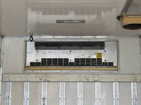 いすゞエルフ冷凍車（冷蔵車）小型（2t・3t）[写真19]