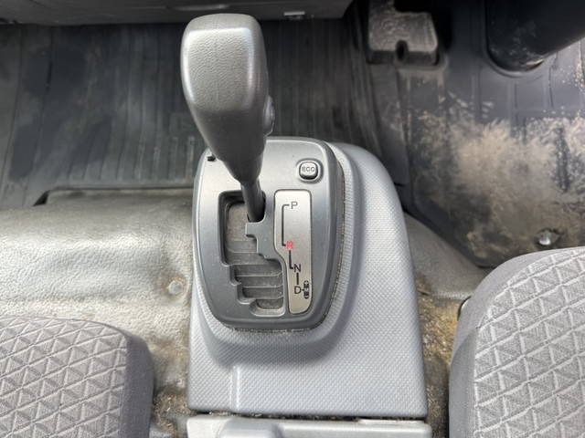 いすゞエルフ冷凍車（冷蔵車）小型（2t・3t）[写真21]