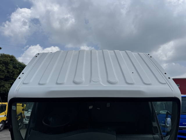 いすゞエルフ冷凍車（冷蔵車）小型（2t・3t）[写真27]