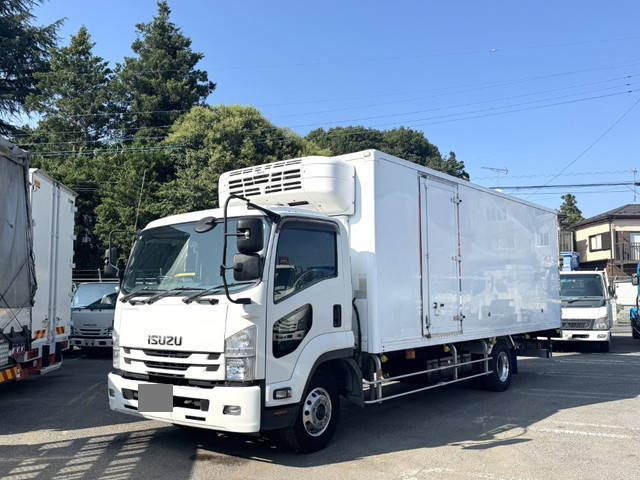 いすゞフォワード冷凍車（冷蔵車）2017年(平成29年)TKG-FRR90T2
