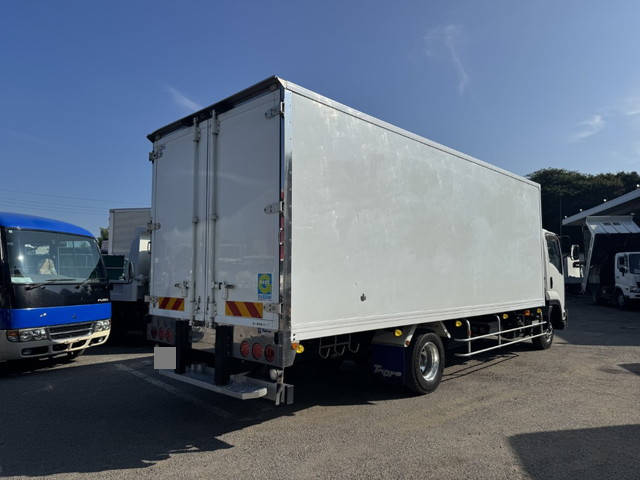 いすゞフォワード冷凍車（冷蔵車）中型（4t）[写真02]