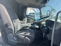 いすゞフォワード冷凍車（冷蔵車）中型（4t）[写真22]