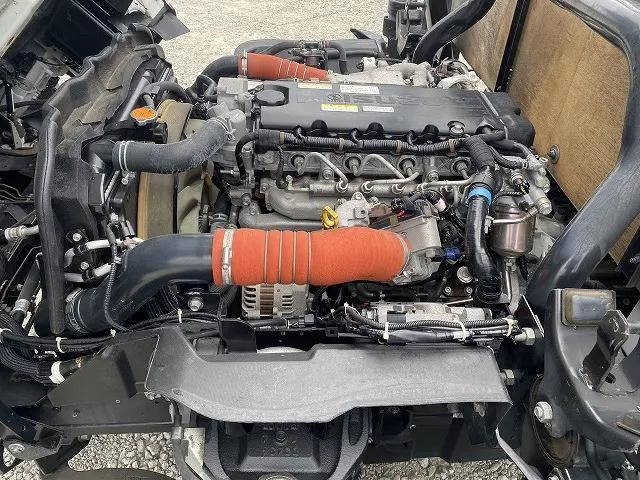 いすゞエルフ平ボディ小型（2t・3t）[写真12]