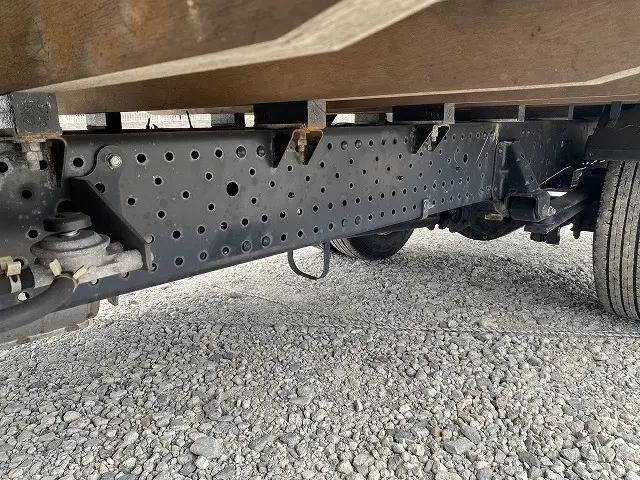 いすゞエルフ平ボディ小型（2t・3t）[写真18]