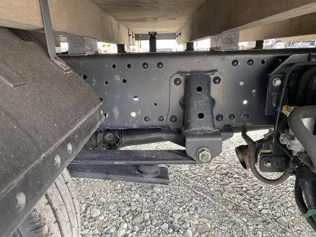 いすゞエルフ平ボディ小型（2t・3t）[写真25]