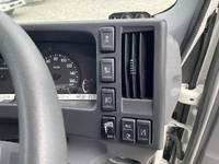 いすゞエルフ平ボディ小型（2t・3t）[写真34]