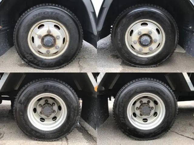 いすゞフォワードアルミウイング中型（4t）[写真29]