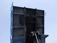 いすゞエルフ深ダンプ（土砂禁ダンプ）小型（2t・3t）[写真13]