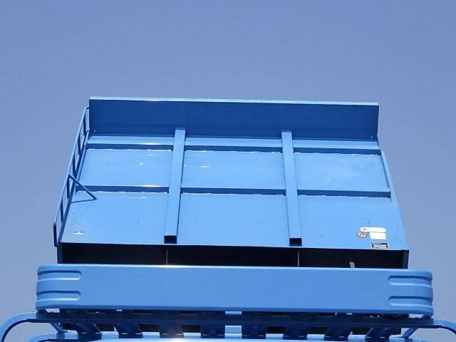 いすゞエルフ深ダンプ（土砂禁ダンプ）小型（2t・3t）[写真17]