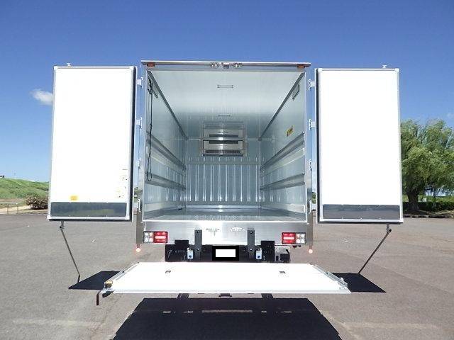 日野レンジャー冷凍車（冷蔵車）中型（4t）[写真06]