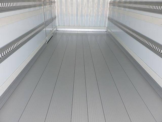 日野レンジャー冷凍車（冷蔵車）中型（4t）[写真07]