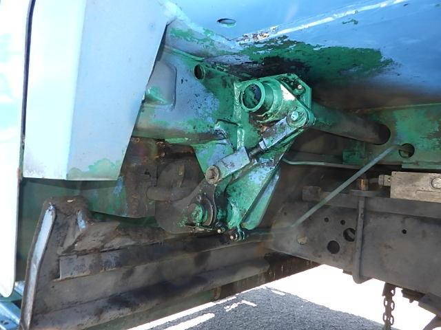 いすゞフォワードパッカー車（塵芥車）増トン（6t・8t）[写真18]