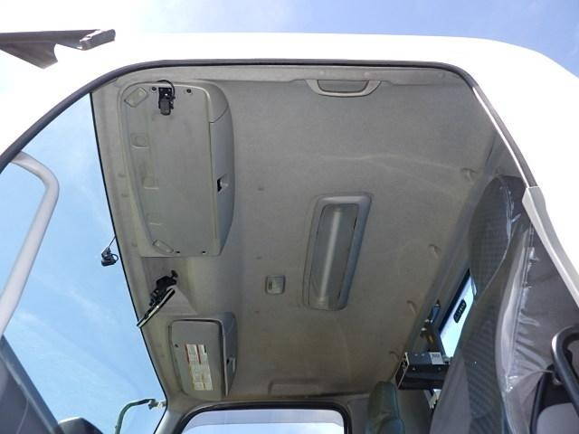 いすゞフォワードパッカー車（塵芥車）増トン（6t・8t）[写真23]