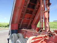 いすゞギガダンプ大型（10t）[写真12]