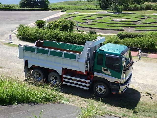 いすゞギガダンプ大型（10t）[写真23]
