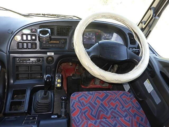 いすゞギガダンプ大型（10t）[写真26]