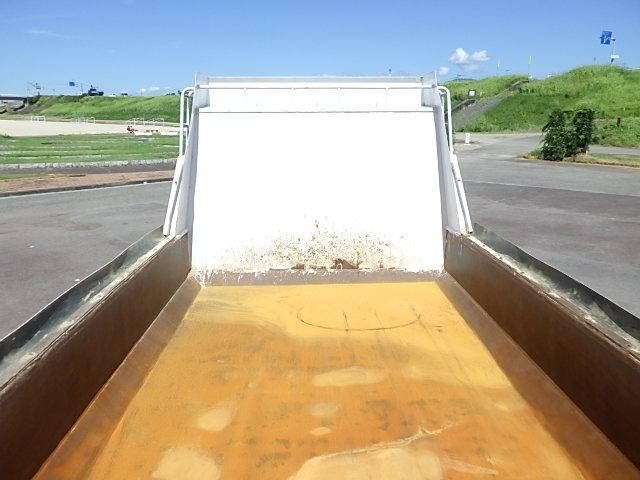 いすゞギガダンプ大型（10t）[写真05]