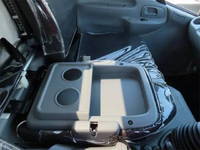 日野デュトロ平ボディ小型（2t・3t）[写真12]