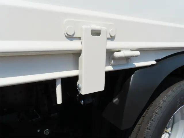 日野デュトロ平ボディ小型（2t・3t）[写真30]