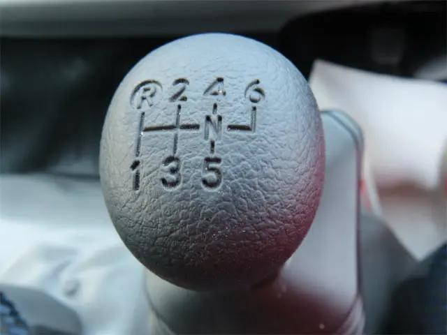 日野デュトロアルミウイング小型（2t・3t）[写真17]