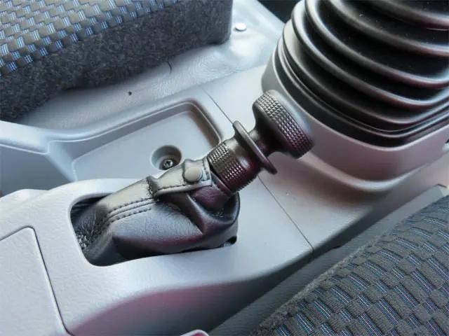 日野デュトロアルミウイング小型（2t・3t）[写真18]