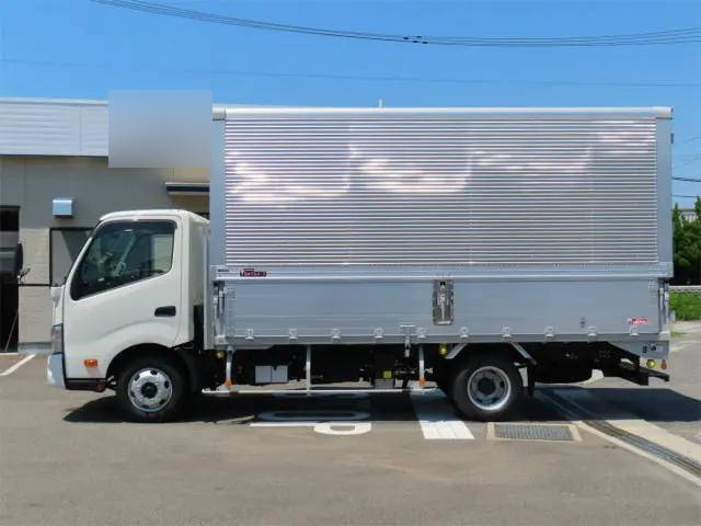 日野デュトロアルミウイング小型（2t・3t）[写真03]