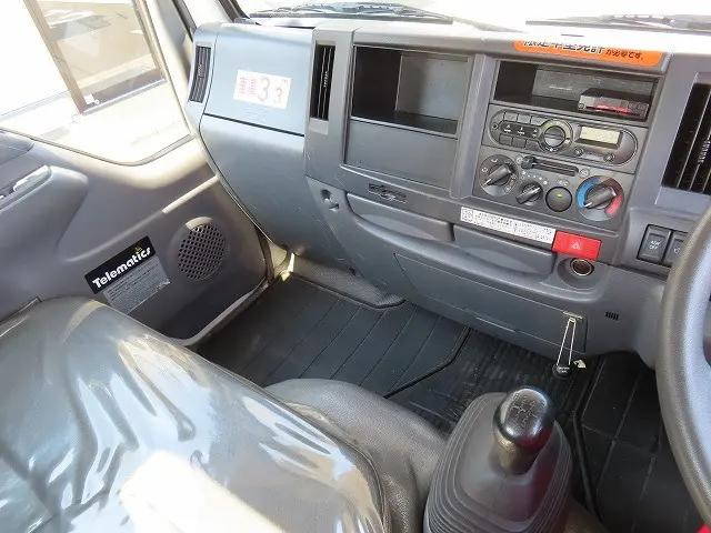 いすゞエルフ高所作業車小型（2t・3t）[写真12]