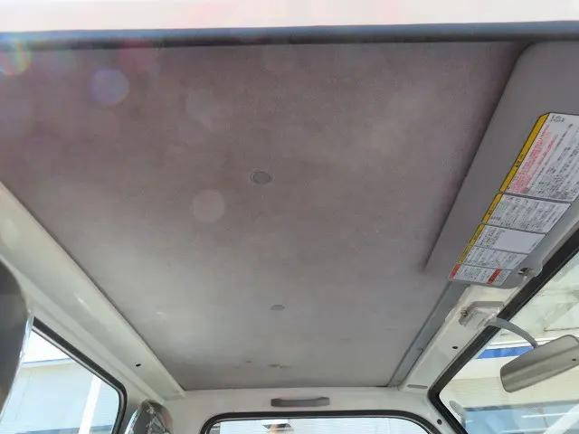 いすゞエルフ高所作業車小型（2t・3t）[写真16]