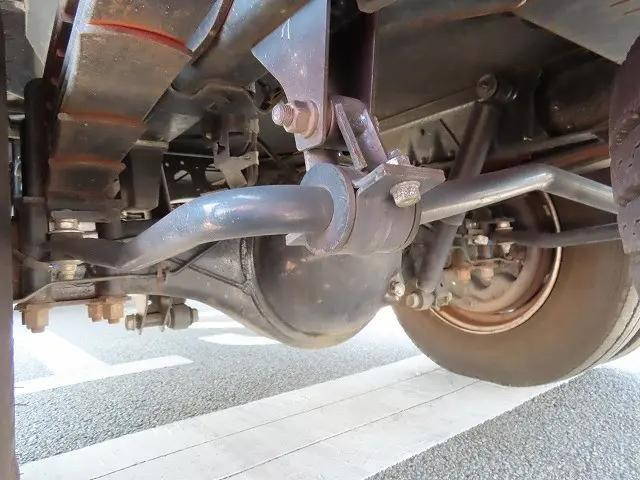 いすゞエルフ高所作業車小型（2t・3t）[写真37]