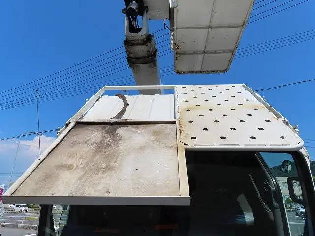 いすゞエルフ高所作業車小型（2t・3t）[写真05]