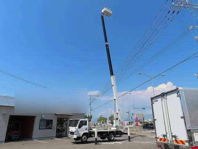 いすゞエルフ高所作業車小型（2t・3t）[写真07]