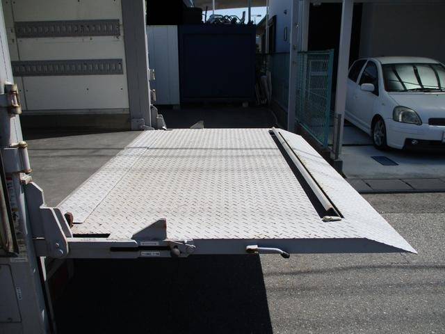 日野デュトロ移動販売車小型（2t・3t）[写真16]