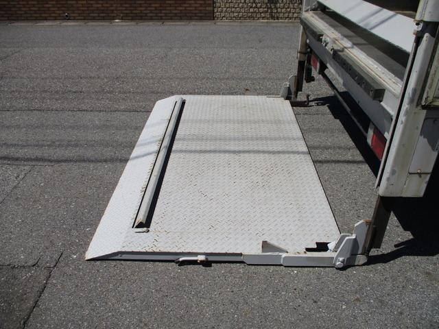 日野デュトロ移動販売車小型（2t・3t）[写真17]