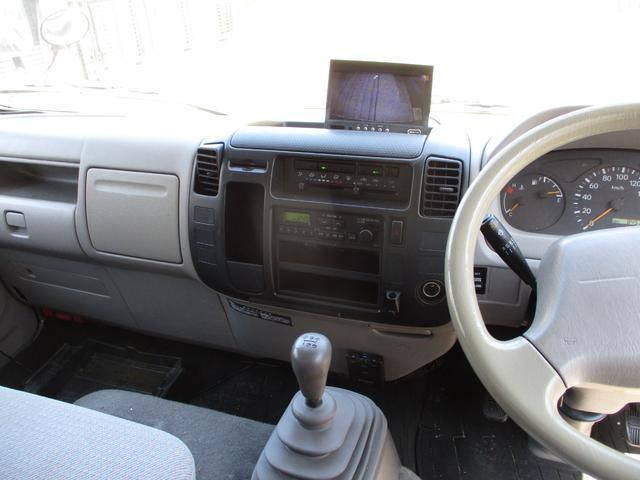 日野デュトロ移動販売車小型（2t・3t）[写真06]