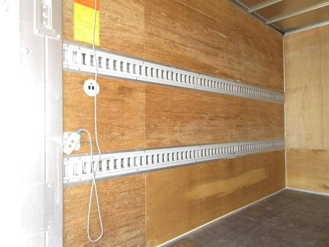 トヨタダイナアルミバン小型（2t・3t）[写真10]