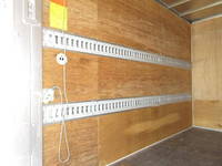 トヨタダイナアルミバン小型（2t・3t）[写真10]