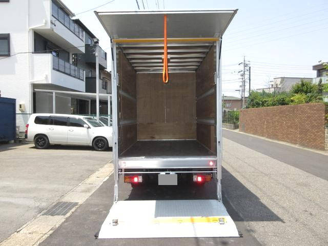 トヨタダイナアルミバン小型（2t・3t）[写真09]