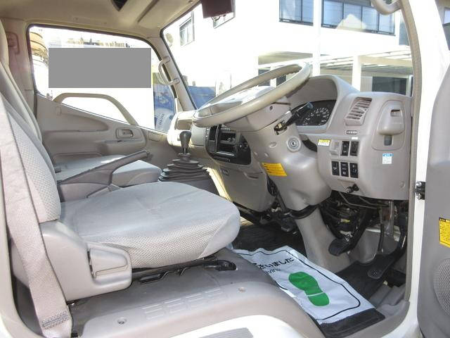 日野デュトロアルミウイング小型（2t・3t）[写真08]