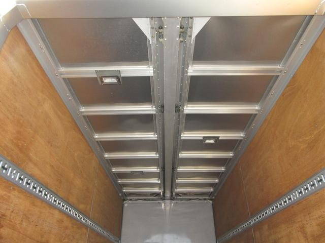 日野デュトロアルミウイング小型（2t・3t）[写真16]