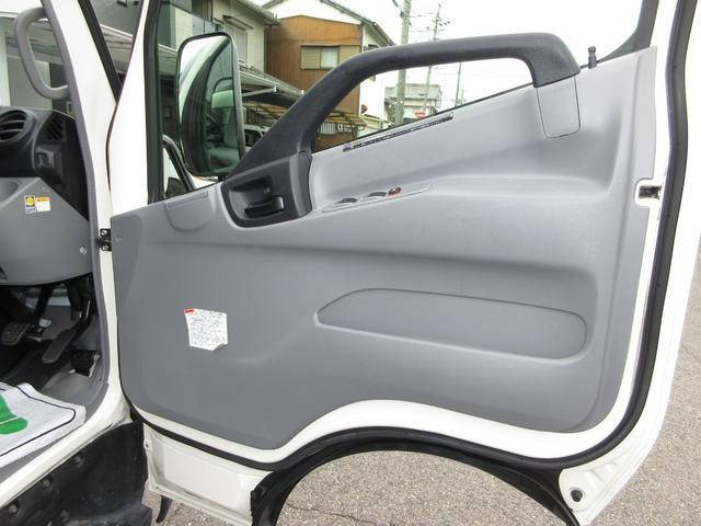 トヨタダイナパネルバン小型（2t・3t）[写真21]